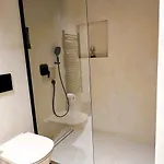 C A S A B E A S T Bed and breakfast