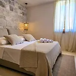 Bed and breakfast C A S A B E A S T