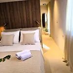 Bed and breakfast C A S A B E A S T 4*