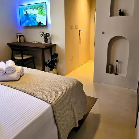 Bed & Breakfast C A S A B E A S T 4*