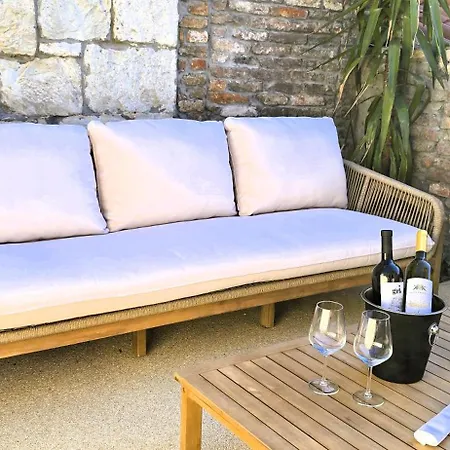 Bed & Breakfast C A S A B E A S T