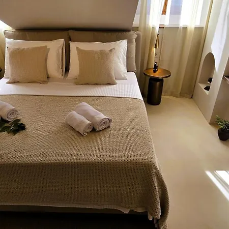 Bed & Breakfast C A S A B E A S T 4*