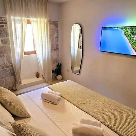 C A S A B E A S T B&B