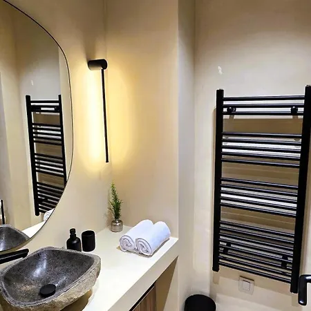 C A S A B E A S T Bed & Breakfast 4*