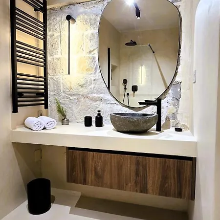 C A S A B E A S T Bed & Breakfast 4*
