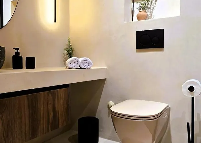 C A S A B E A S T Bed & Breakfast 4*